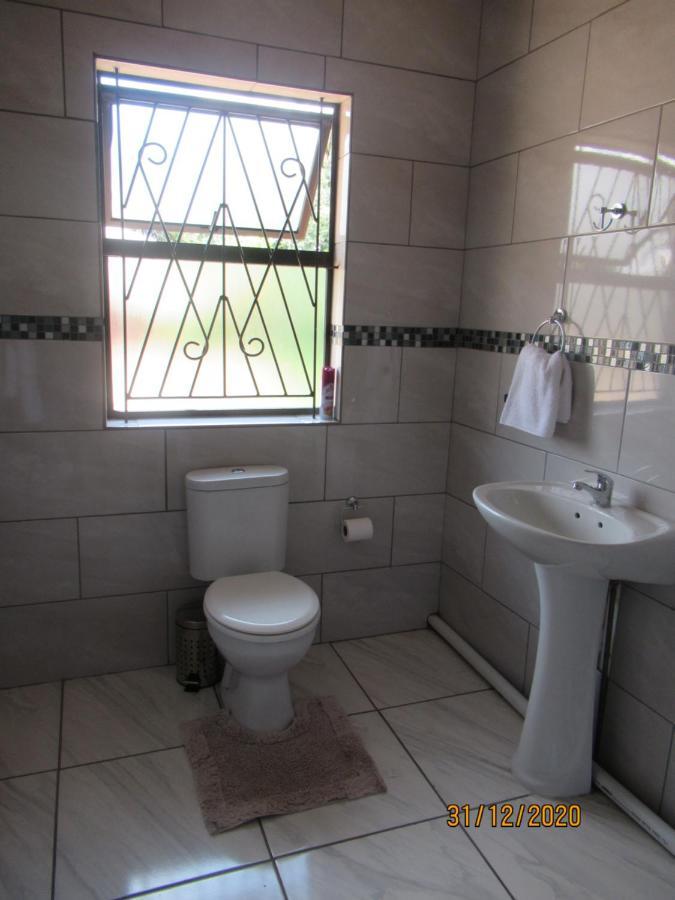 Pab-Love Guest House Kuruman Eksteriør bilde