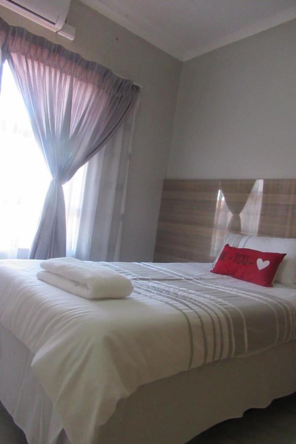 Pab-Love Guest House Kuruman Eksteriør bilde