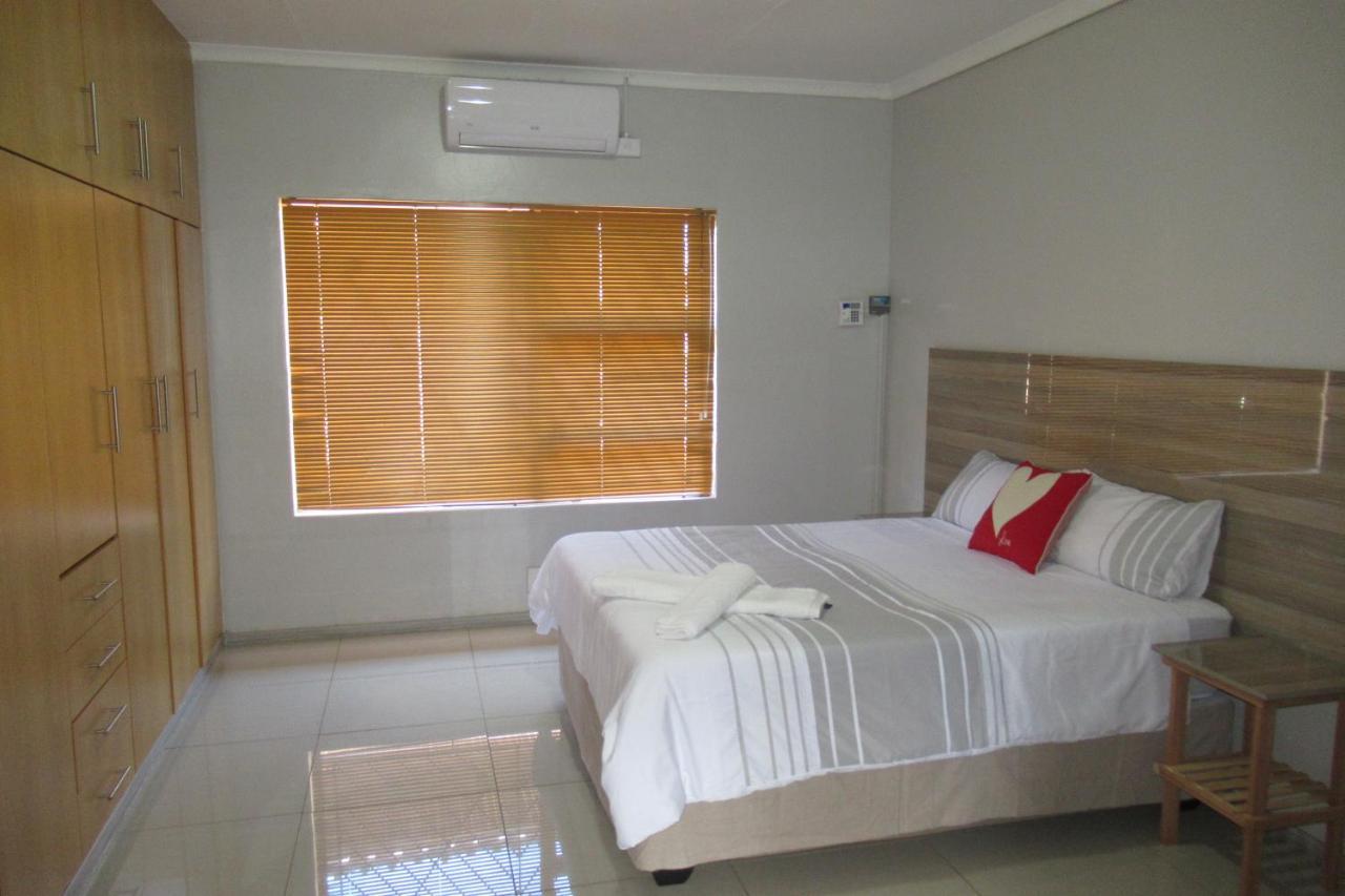 Pab-Love Guest House Kuruman Eksteriør bilde