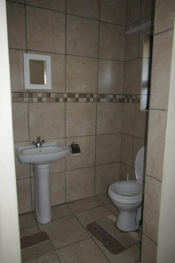 Pab-Love Guest House Kuruman Eksteriør bilde