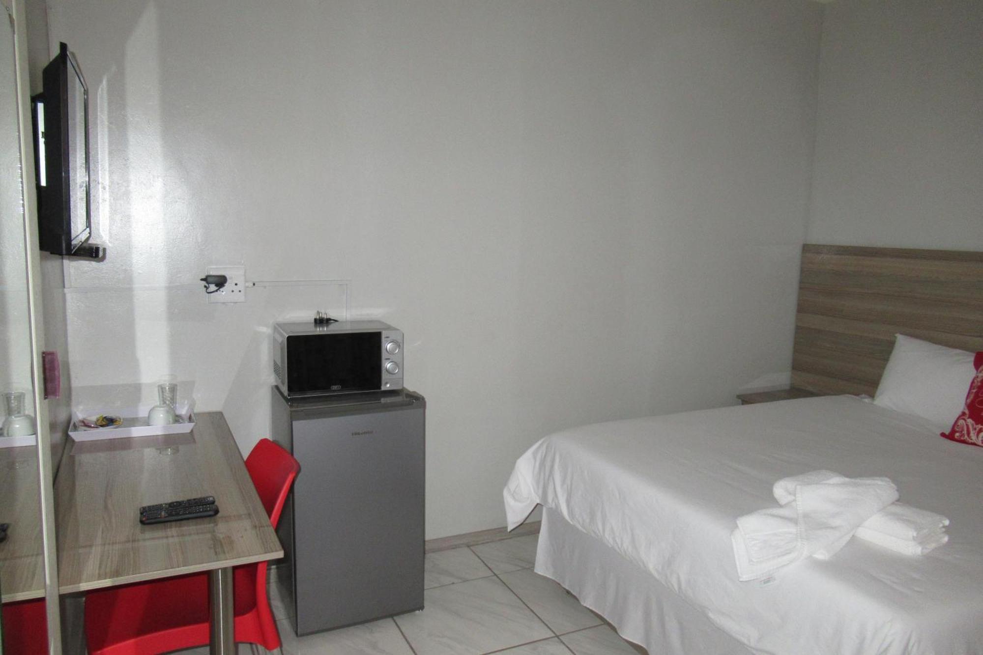 Pab-Love Guest House Kuruman Eksteriør bilde