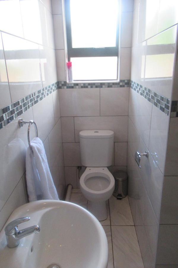 Pab-Love Guest House Kuruman Eksteriør bilde
