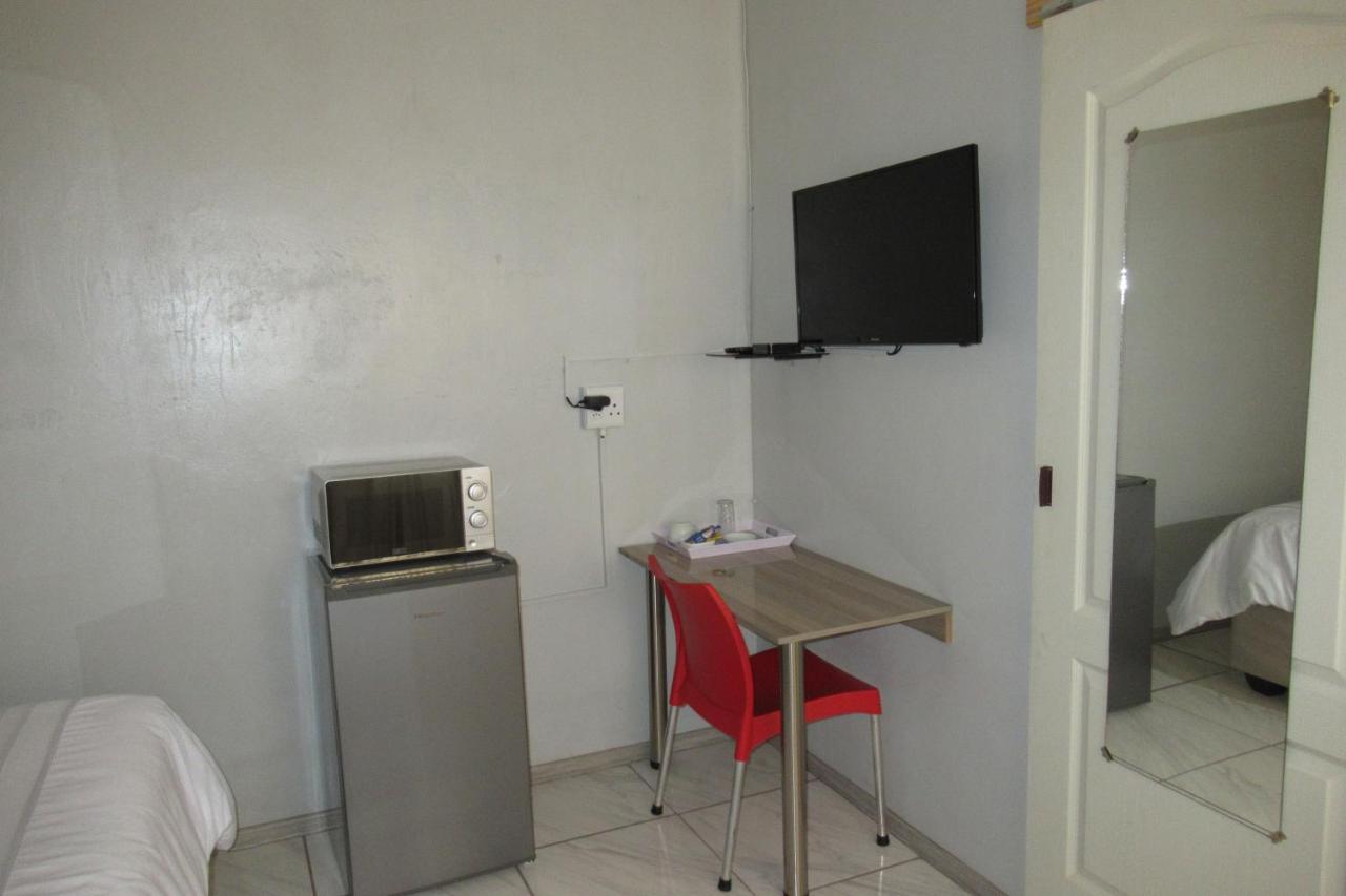 Pab-Love Guest House Kuruman Eksteriør bilde